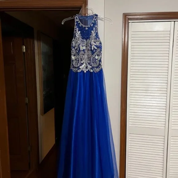 Dave & Johnny | Dresses | Dave Johnny Gorgeous Blue Sequined Gown Size 2 | Poshmark Dave & Johnny | Dresses | Dave Johnny Gorgeous Blue Sequined Gown Size 2 | Poshmark